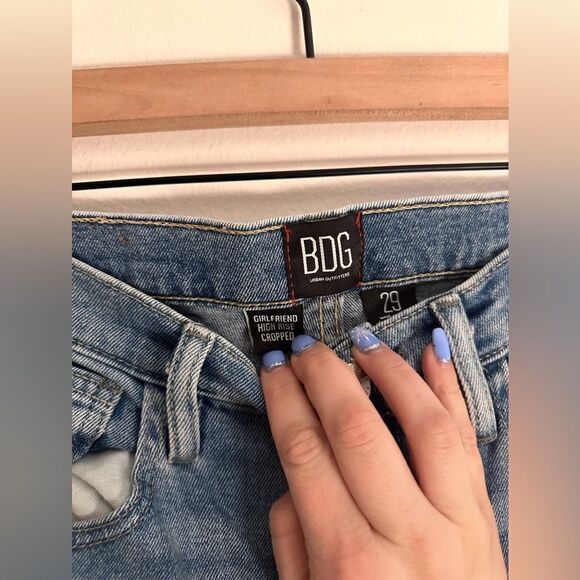 BDG Girlfriend high rise cropped jean - Picture 4 of 6